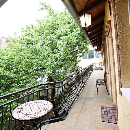 Apartments & Rooms Vienna Osijek Ngoại thất bức ảnh