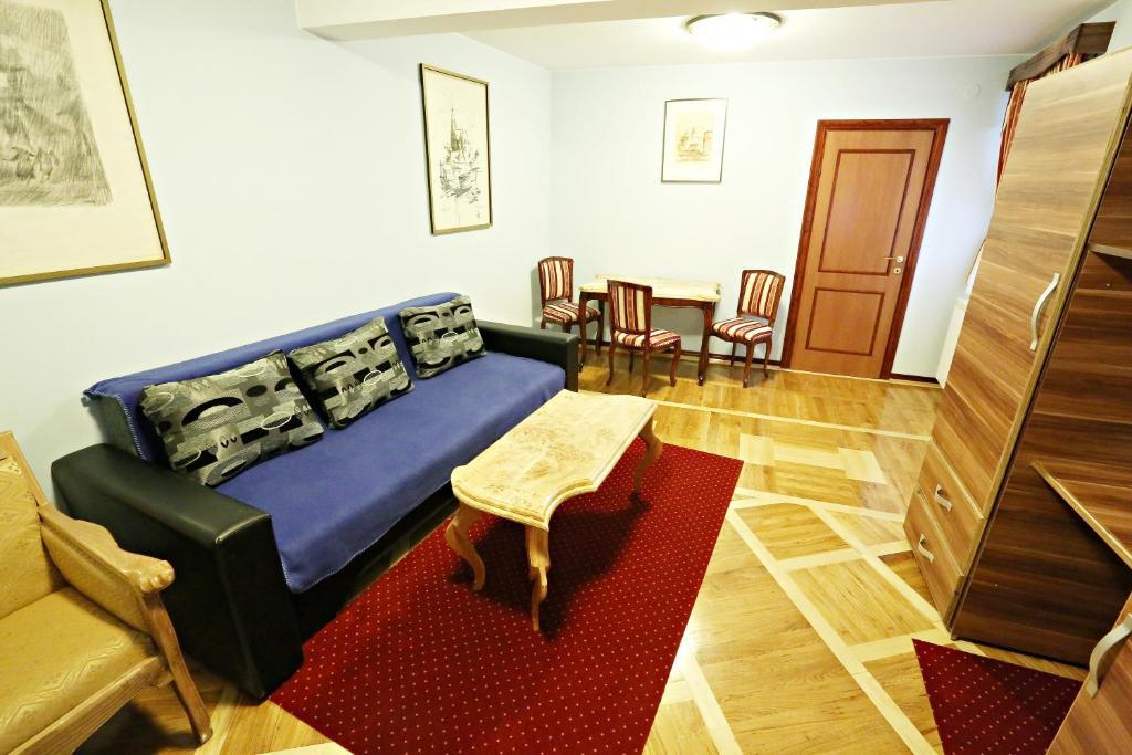 Apartments & Rooms Vienna Osijek Ngoại thất bức ảnh